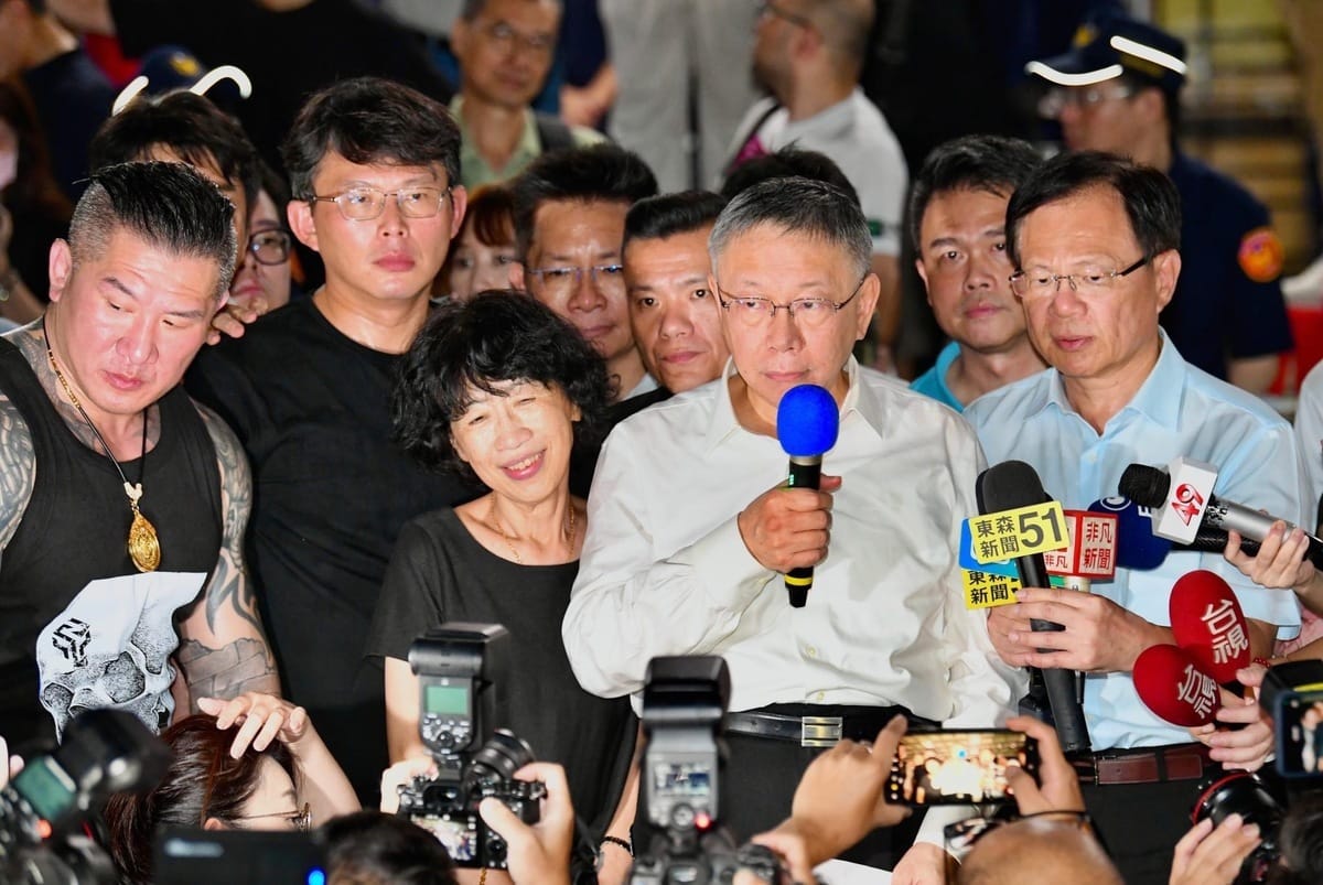陳佩琪在臉書發文提到，柯文哲曾說要打倒綠共邪惡政權救台灣。 圖：翻攝陳佩琪臉書