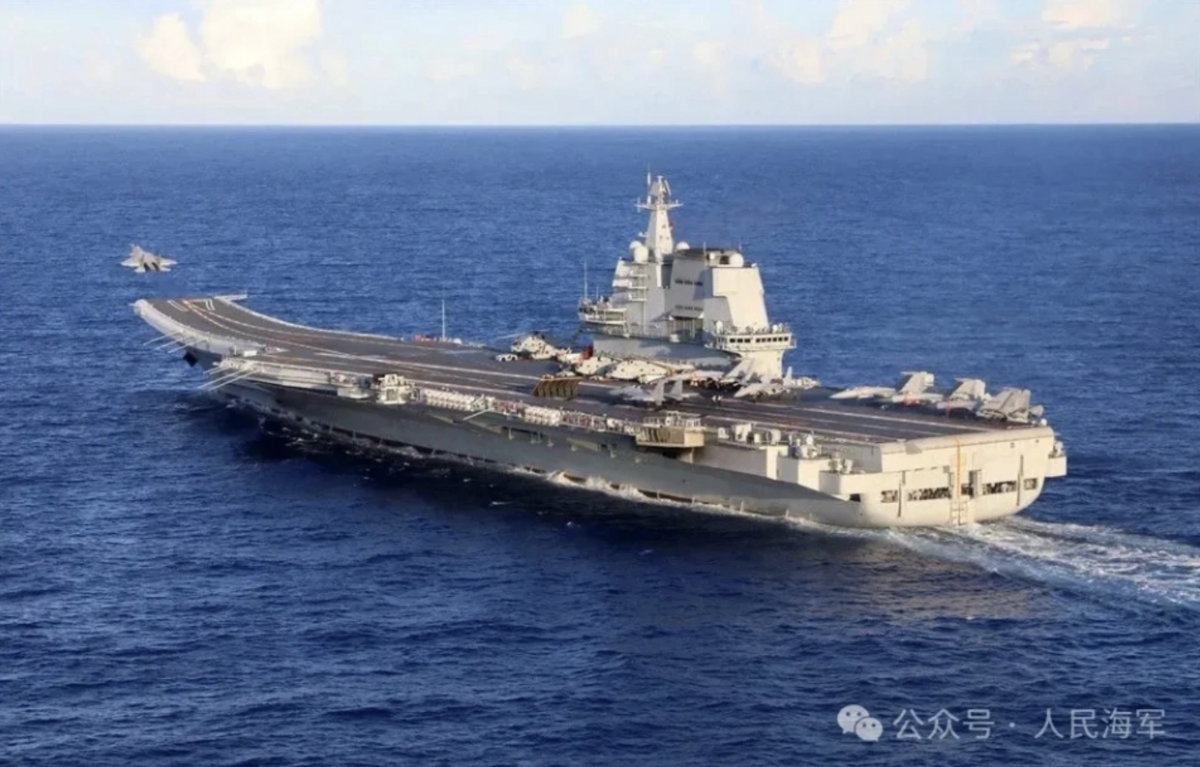 中共航空母艦「山東艦」搭載戰機。 圖：擷取自中共官媒《澎湃新聞》