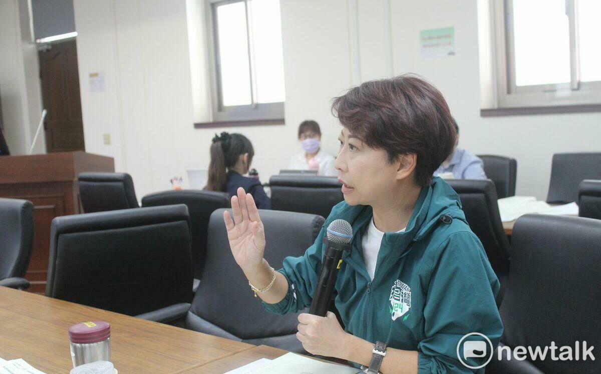 立法院經濟委員會今修個資法 陳亭妃籲非公務機關納管範圍應正面表列