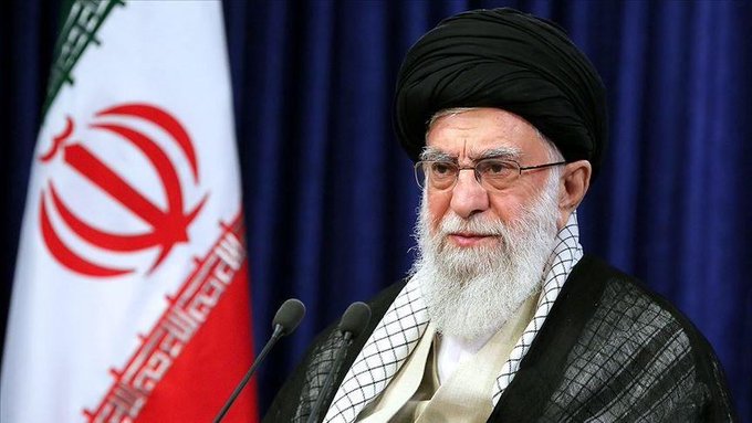 在以色列發動雄獅崛起攻擊後，伊朗最高領袖哈梅內伊（Ayatollah Ali Khamenei）已經躲藏起來。 圖：翻攝自 @nexta_tv X 帳號