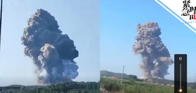 湖南煙火廠大爆炸，發生多次殉爆，煙柱直衝雲霄。 圖 : 影片截圖