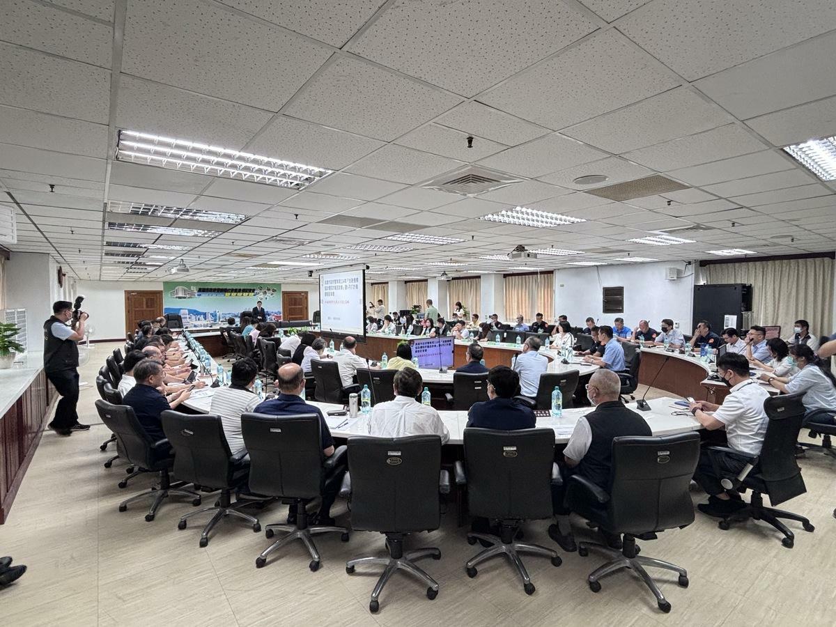 高雄市警局舉辦「金融機構攔阻防詐座談會」。 圖：高雄市政府警察局/提供