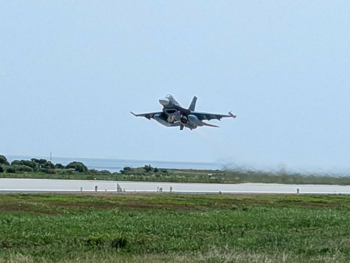 日本航空自衛隊F-2戰鬥機。 圖：翻攝「X」@INDOPACOM