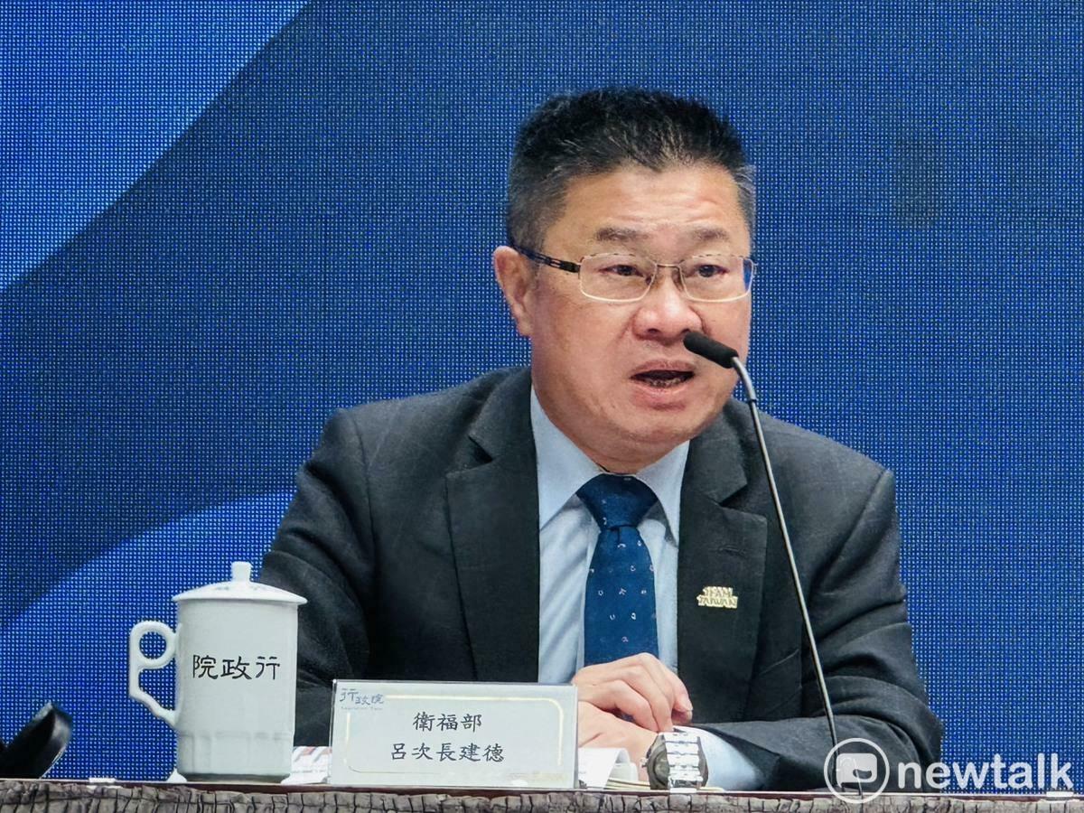 衛福部次長呂建德今（19）天列席行政院會後記者會。 圖：謝莉慧/攝
