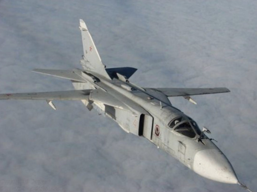 俄軍（Su-24）戰機。 圖：擷取自《人民網》