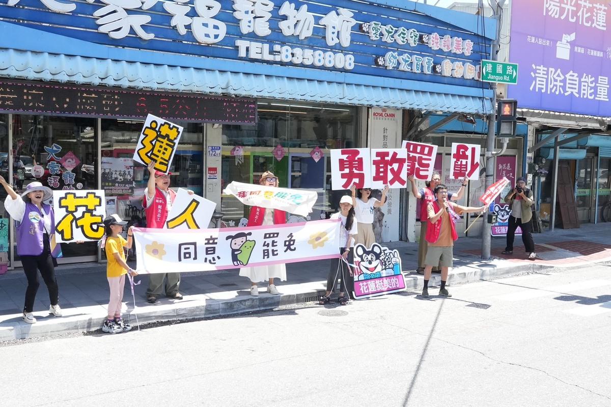 民進黨公職21日啟動全台串連力挺大罷免活動。 圖：民進黨提供（資料照）