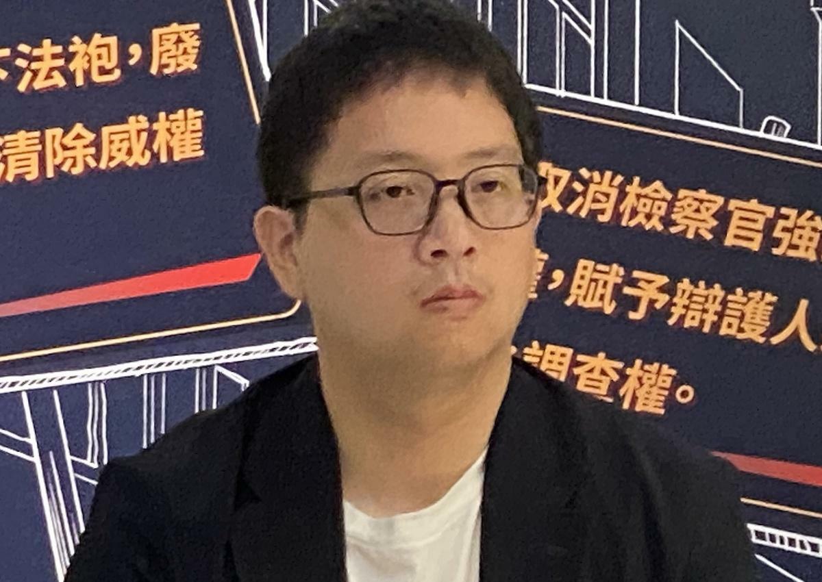 民進黨團總召柯建銘助理周立軒 圖：林朝億/攝