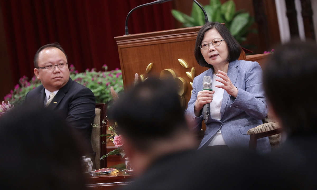 總統今（6）日上午在府內接見「國際青年商會中華民國總會」第65屆理監事、參議會、顧問及全國首席代表。 圖：總統府提供