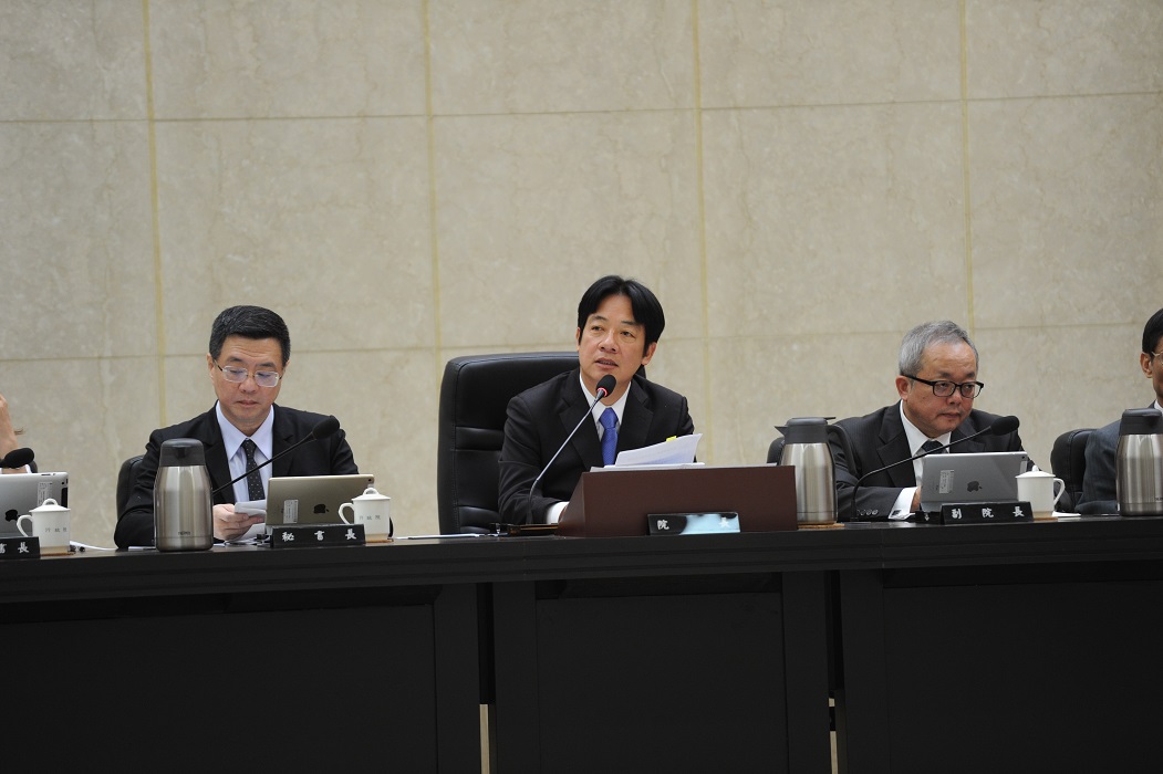 新閣揆賴清德今（8）天主持內閣改組後的第一次院會。 圖：行政院/提供