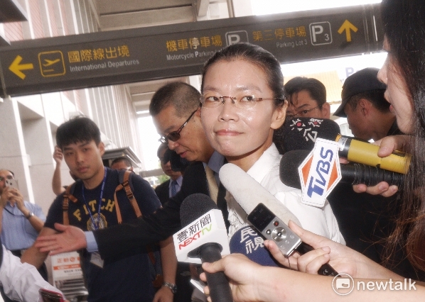 李凈瑜緊閉雙唇，婉拒媒體的任何提問。 圖：常日豪/攝
