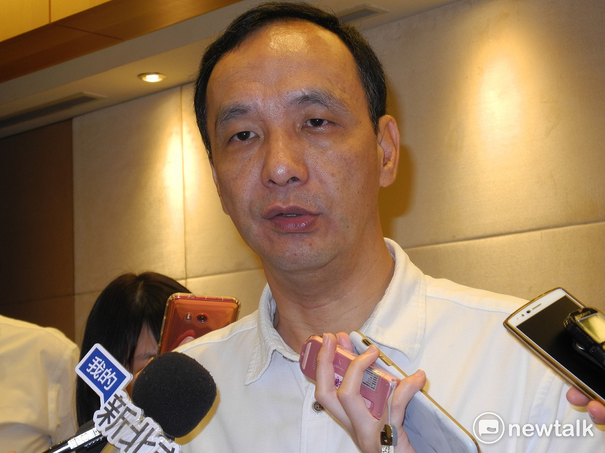 朱立倫上午指示市府各局處作好防颱措施，並表示新閣揆賴清德已有多年地方首長經驗，大家共同努力，希望平安度過。 圖：王峻昌/攝