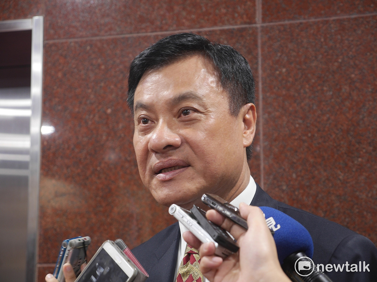 總統蔡英文昨天中午在台北賓館宴請民進黨團立委們，立法院長蘇嘉全也在場，時代力量徐永明對此質疑「議長中立是個屁？」蘇嘉全今天（22日）下午回應，「可能是徐委員誤會了。」 圖：趙婉淳／攝
