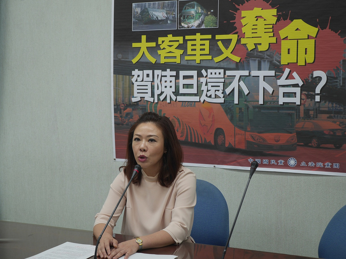 國民黨立院黨團書記長李彥秀要求交通部長賀陳旦勿再戀棧，下台以示負責。 圖：趙婉淳／攝