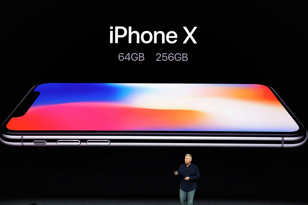 雖然iPhone8上市已久，但是市場卻興趣缺缺，大部分的民眾還是在觀望iPhone X。 圖：達志影像/美聯社