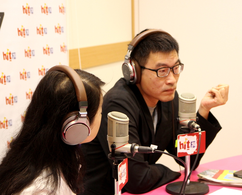 梁文傑指出，柯文哲當時確實有找民進黨的人幫忙看稿，但「那個人」根本不是國安會的諮詢委員；對於柯文哲說民進黨不挺他，他表示柯「得了便宜又賣乖」。 圖 : 蔻蔻早餐 / 提供