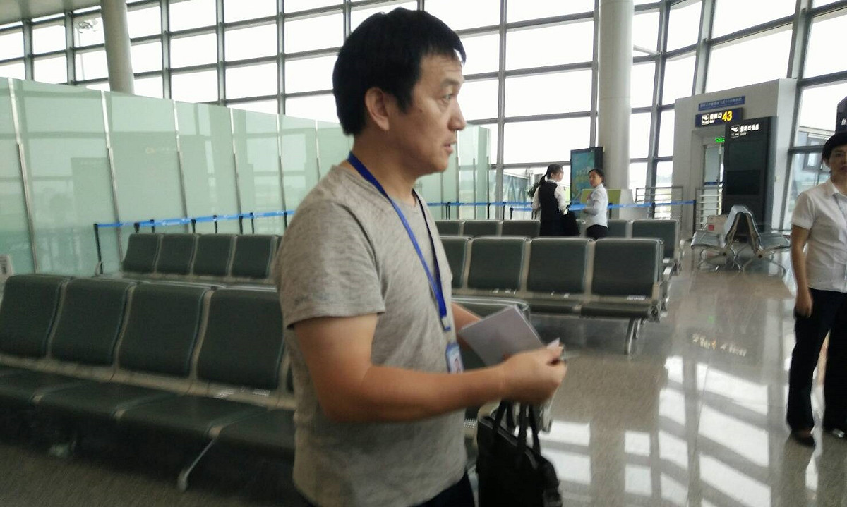 李明哲救援大隊15日公布全程監控他們行程的國台辦人員照片。 圖：李明哲救援大隊/提供