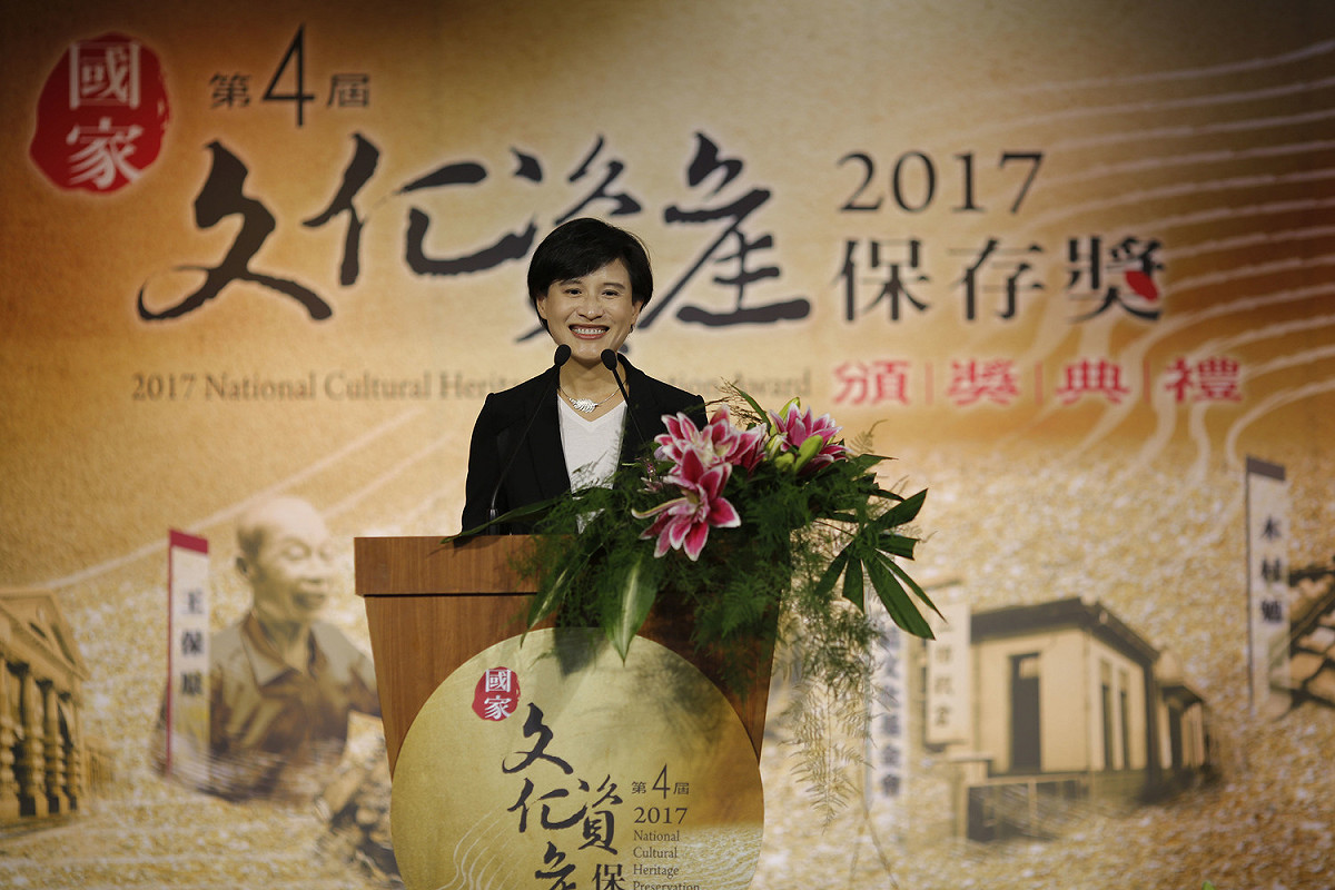 文化部部長鄭麗君為今（16）日的「全國古蹟日」於臉書發文表示，文資不麻煩－知我者謂我心憂。 圖：文化部提供