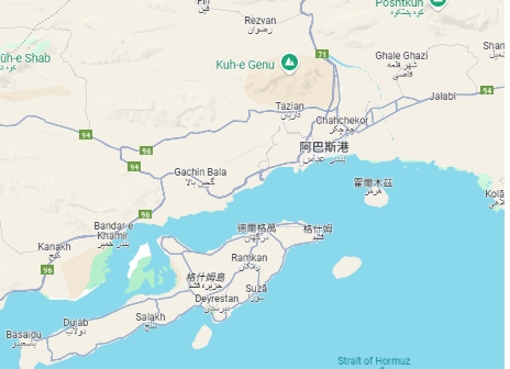 以伊交火，伊朗一度放話封鎖荷姆茲(也譯霍爾木茲)海峽作為反擊。 圖: 翻拍Google地圖