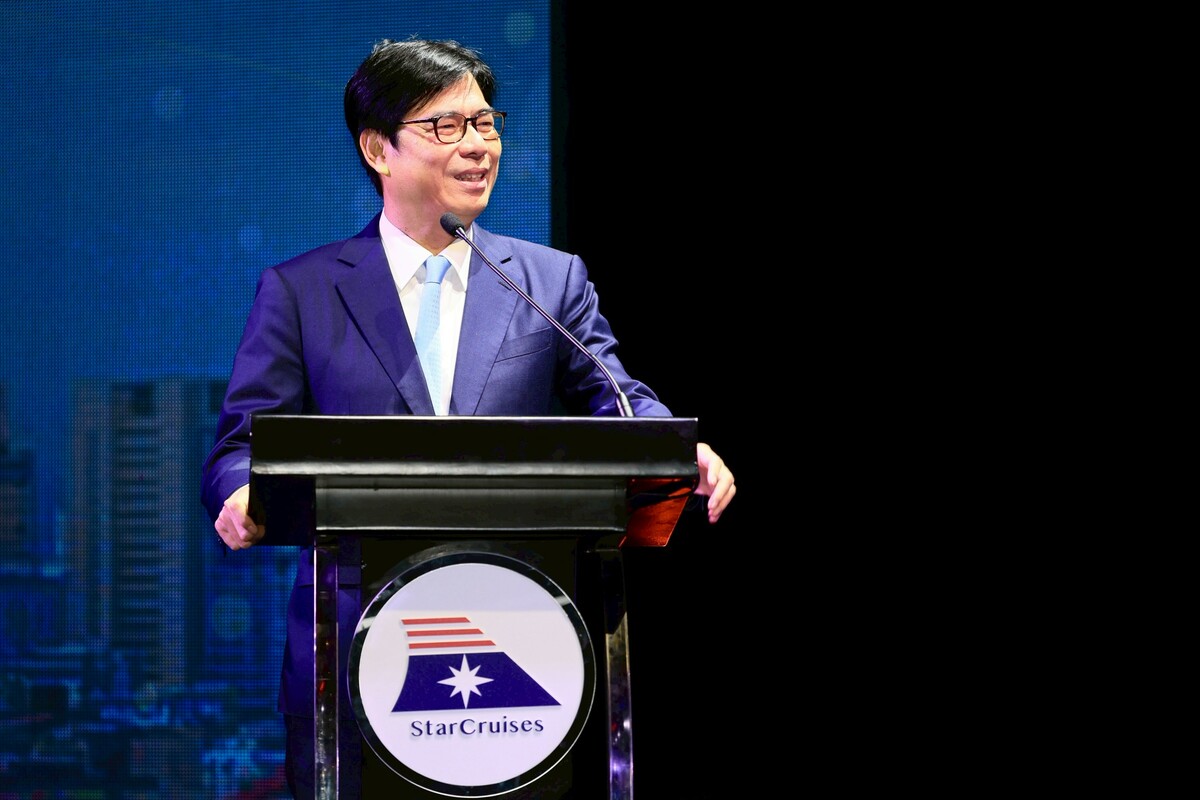 陳其邁致詞脫口表示，「看到要選市長的人也來，恨不得把棒子交給她。」 圖：高雄市政府/提供