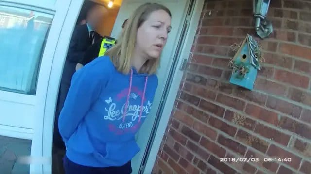 英國護士萊比殺害 7 名新生兒的案件引發國際輿論關注，英國警方近期也逮捕 3 名曾在赤斯特伯爵夫人醫院服務的高級幹部，調查該案是否與領導層決策失誤有關。 圖：翻攝自 @happyghosstt X 帳號
