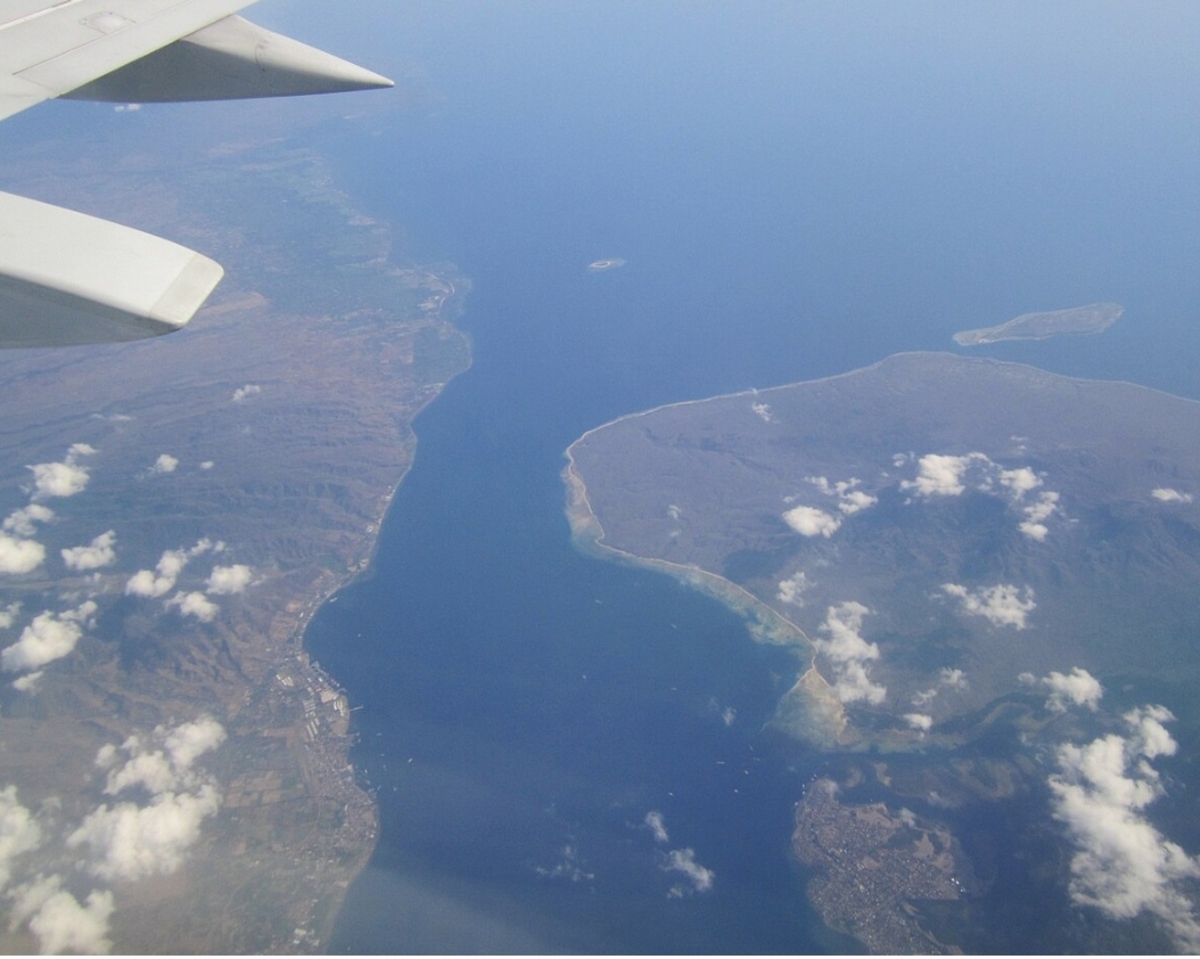峇里海峽空中鳥瞰圖。 圖 : 翻攝自維基百科