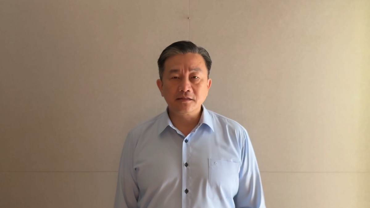 王定宇說明，中國片面啟用W121航路的政治、戰略目的。 圖：王定宇辦公室提供