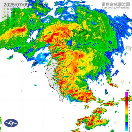 氣象署今(9)日針對西半部和西南部地區發布豪大雨特報，提醒以上地區將維持短延時強降雨或雷雨天氣到明天上午為止。 圖：中央氣象署／提供