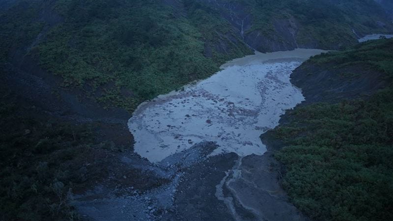 草嶺堰塞湖。 圖：翻攝竹山鎮長陳東睦臉書