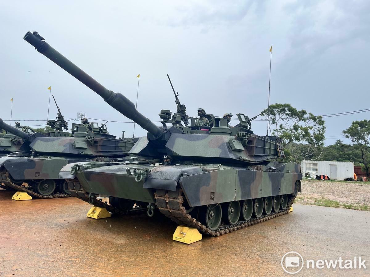 總統賴清德視導「M1A2T新式戰車換裝訓練」。 圖：金大鈞/攝