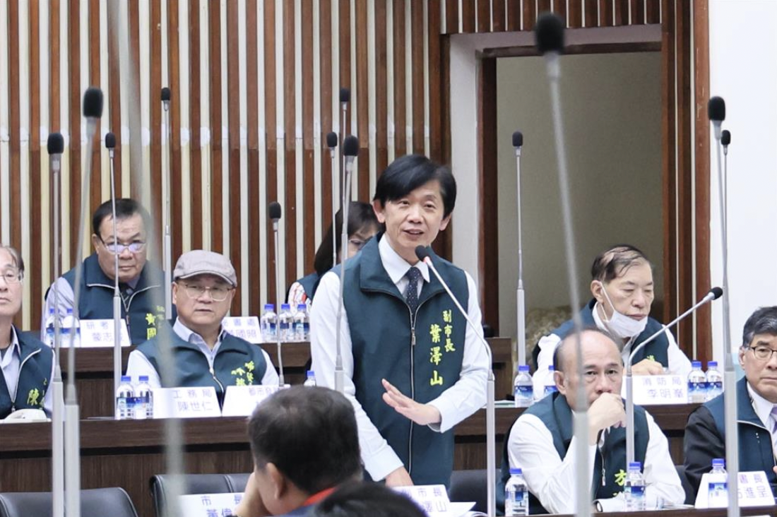 台南市副市長葉澤山代表出席行政院會。 圖：翻攝自南市府官網