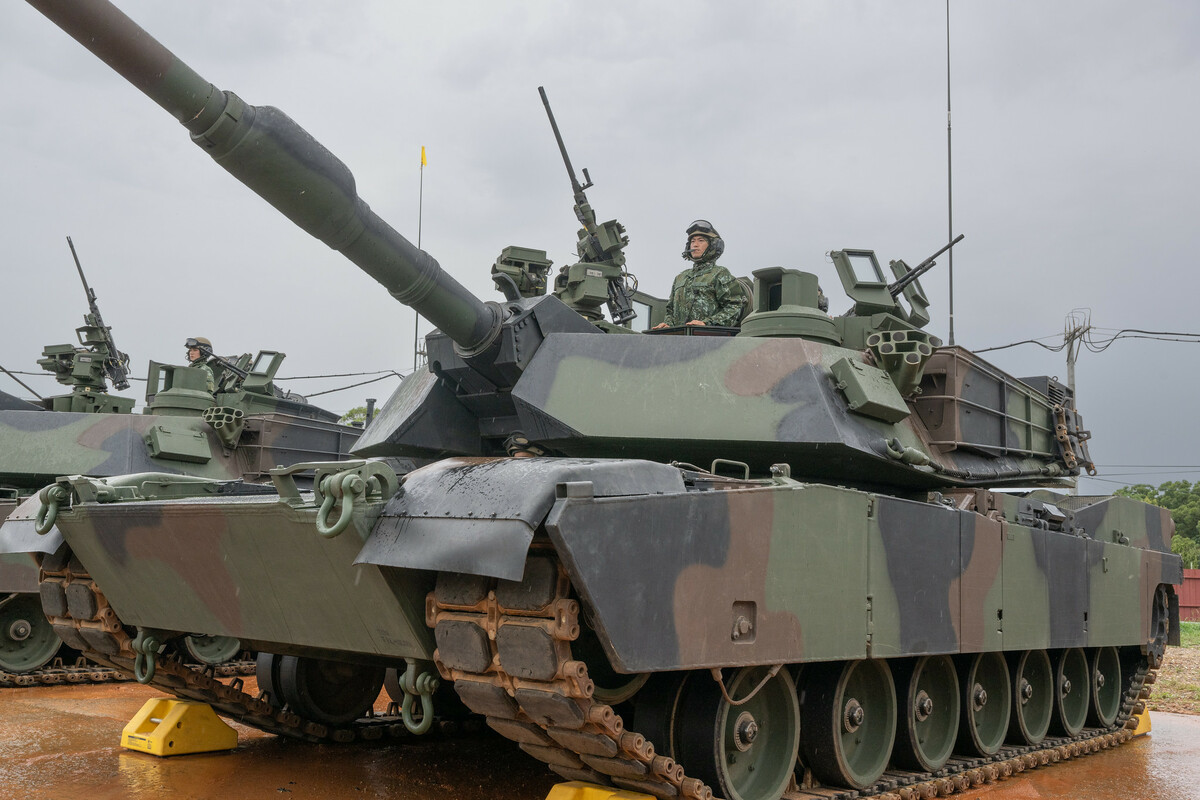 參與M1A2T新式戰車實彈射擊訓練官兵。 圖：總統府提供