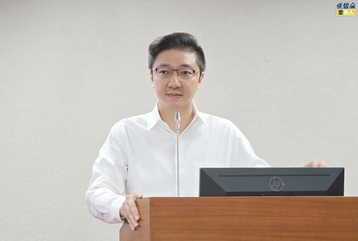 中和區國民黨立委張智倫回應：「希望用和平民主取代暴力衝突」。 圖：取自張智倫臉書