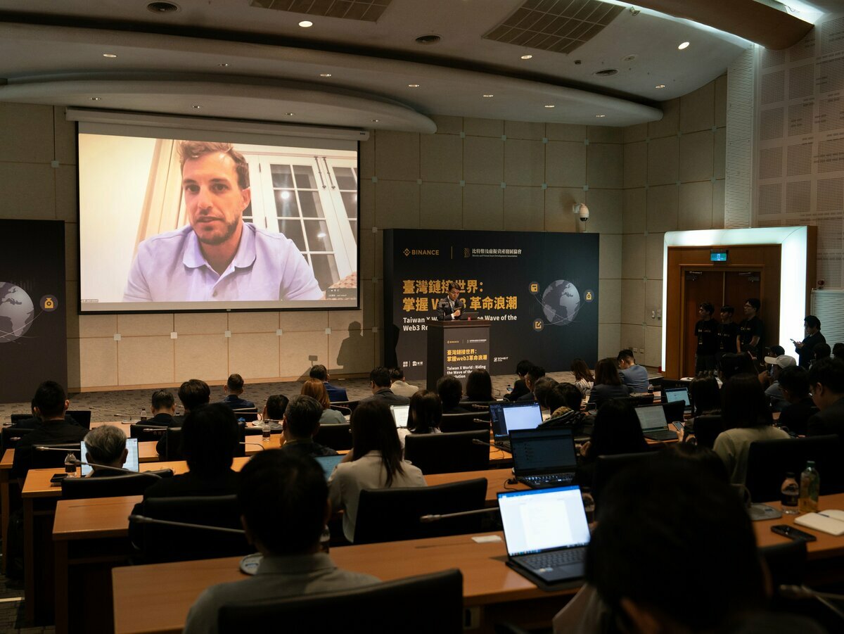 World Liberty Financial 共同創辦人Zach Witokff 線上發表講話。 圖 : 主辦單位/提供
