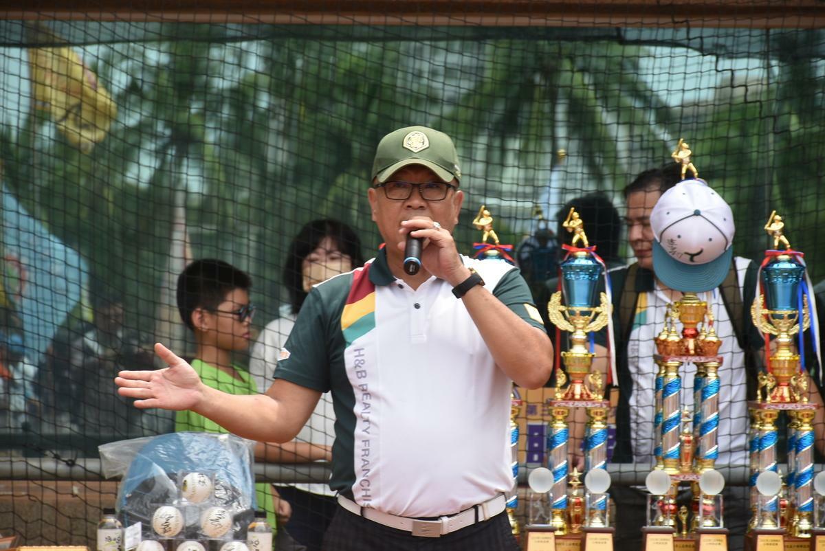 威欣商用不動產總經理常偉倫致詞時感謝基層教練的辛苦。 圖：孫家銘攝