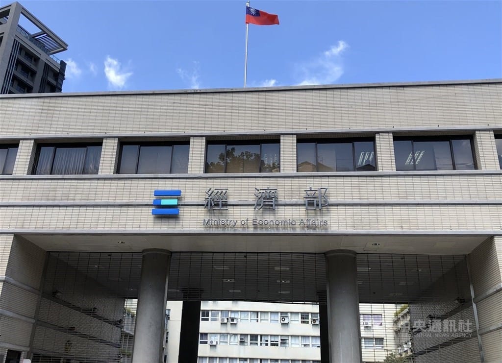 經濟部表示，近期已發現遊戲機台出現簡體字的問題，前幾週已發文給遊戲機公會業者，現在機台送評鑑時都要調整成繁體中文。 圖/中央社檔案照片