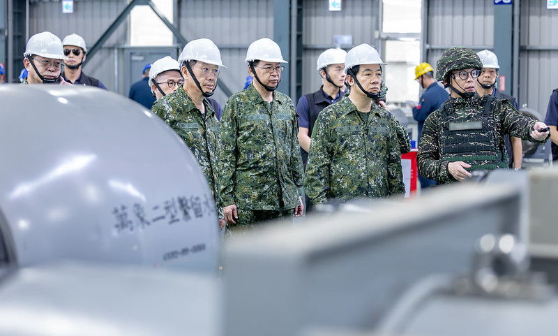 賴清德總統今（14）日上午赴高雄，視導漢光41號演習－海軍防禦性布雷操演及實兵演練行動。 圖：總統府提供