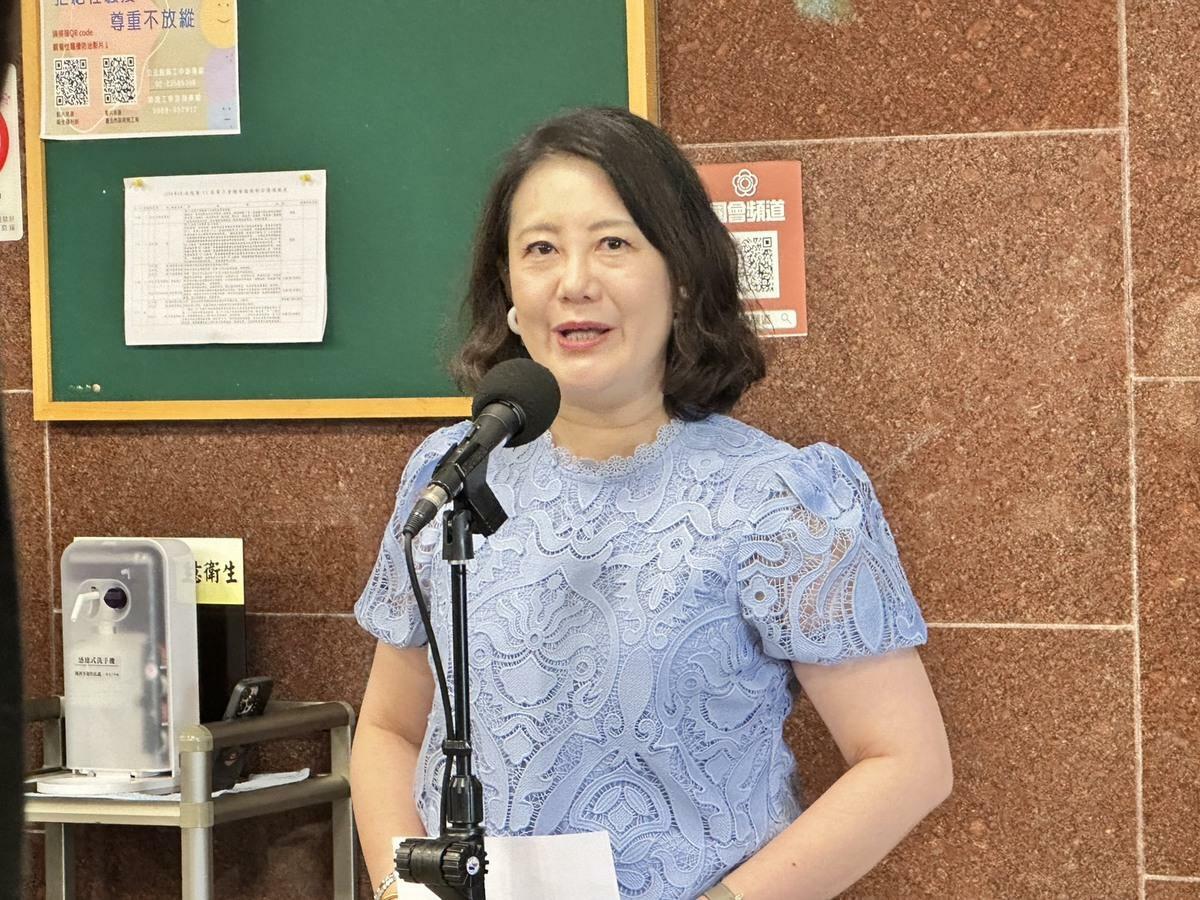 民進黨團幹事長吳思瑤以113年北市決算為例，累計賸餘可普發一人2萬，蔣萬安作何感想？ 圖：金大鈞/攝