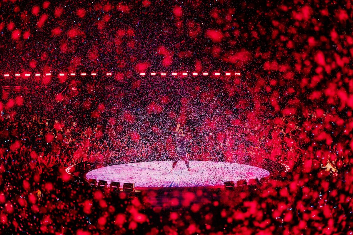 酷玩樂團 16 日於美國波士頓舉行的演唱會。 圖：翻攝自 X @coldplay