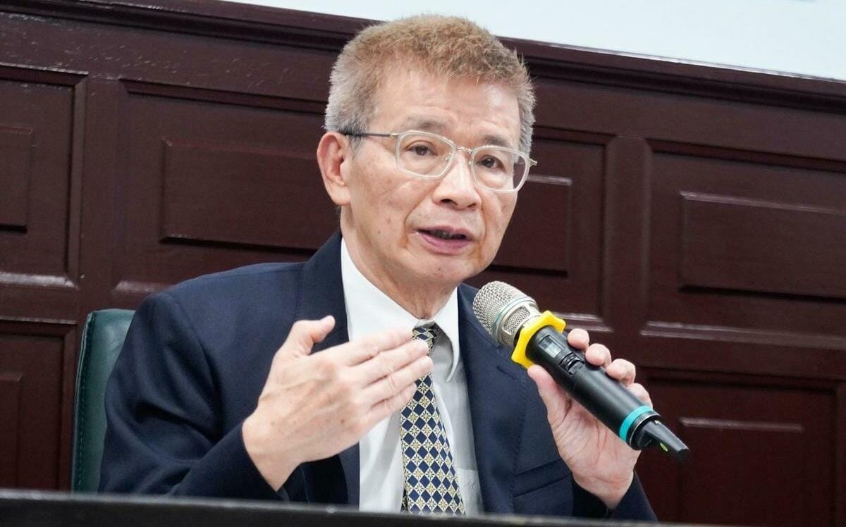 周台英鞠躬道歉挨轟 校長喊話「別影響其他案子」再惹眾怒