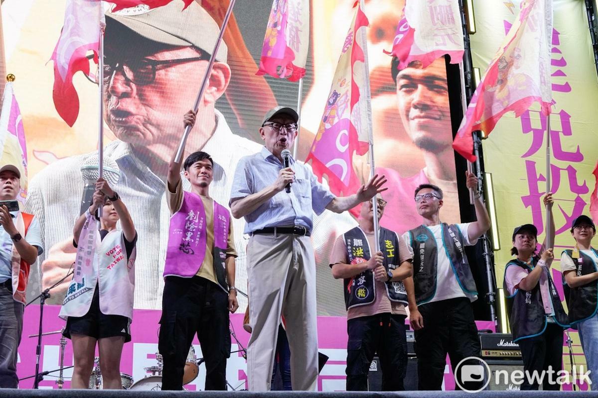 726大罷免失敗，聯電創辦人曹興誠今（28日）在臉書發文指出，可以預見「台灣四人幫」的崛起。（資料照片） 圖：張良一/攝