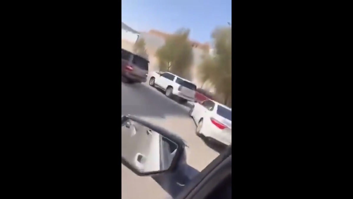 就連沙烏地阿拉伯的武裝組織也駕車前往敘利亞，準備支持夏拉政府打擊德魯茲族的行動。 圖：擷取自 @Israelwaronhama X 分享影片