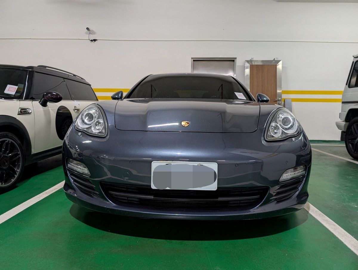 Porsche Panamera S同樣身價不斐。 圖：士林分署提供