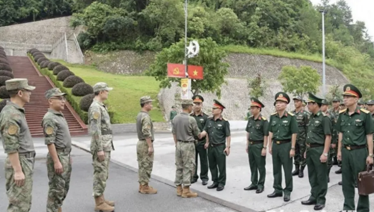 「邊境地區聯合執勤訓練」的中越陸軍聯合演訓，將於 7 月中下旬在廣西展開，這也是中越兩國史上首次大規模陸軍聯合訓練。 圖：翻攝自 軍哥漫談