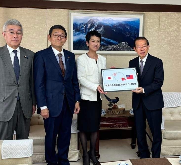 蓮舫去年代表立憲民主黨到台灣駐日代表處感謝台灣對能登半島賑災捐款。 圖：攝自台灣駐日代表處官網