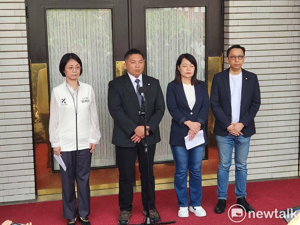 國民黨團說明再次否決大法官人事權案的原因。 圖：黃建豪/攝