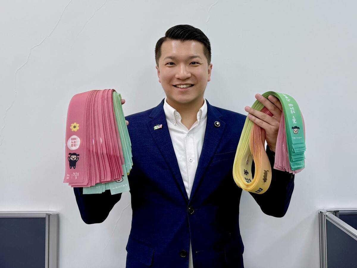 李宇翔28日就在社群上開炮，批評行政院長卓榮泰內閣施政無能，更要立院黨團總召柯建銘和黨主席賴清德辭職。儘管該貼文隨後遭刪除，但也引起民進黨內風暴，同為湧言會的民進黨組織部主任張志豪就聲明退出派系。 圖：翻攝自李宇翔臉書（資料照）