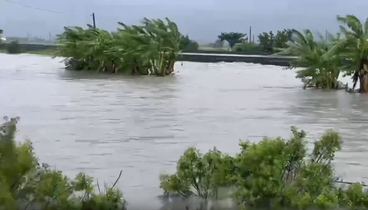 雲林水林鄉超過10個村落傳出淹水災情，今日緊急宣布停班停課。 圖：翻攝自Threads