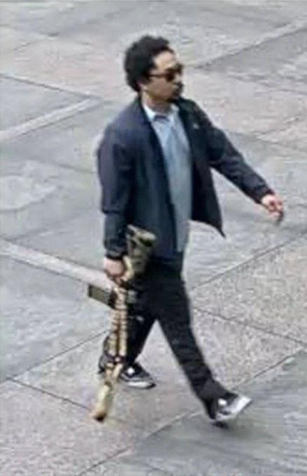 槍手從拉斯維加斯開車來到紐約，並槍擊包含員警伊斯蘭在內的多名工作人員，造成至少 4 人死亡。 圖：翻攝自 @fangshimin X 帳號