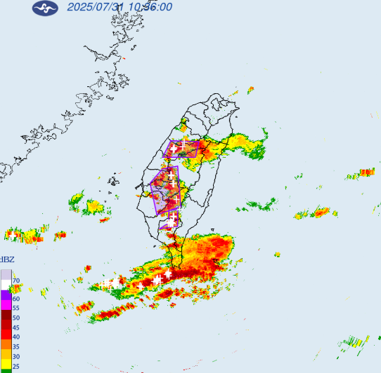 氣象署台南市、高雄市、嘉義縣、彰化縣、雲林縣、南投縣、嘉義市7縣市發布大雷雨即時訊息。 圖：取自中央氣象署