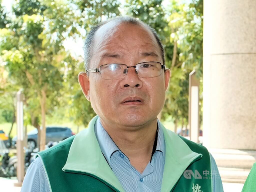 民進黨籍桃園市議員游吾和（圖），涉嫌和女兒在他10多年來、擔任桃園市議員期間，虛報及浮報助理費。桃園地檢署5日向法院聲押禁見。（中央社檔案照片）